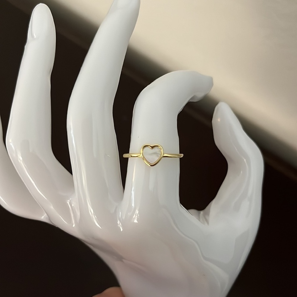 18k Gold Plated Romantic Heart Womens Ring Jewelry - Picture 4 of 4
